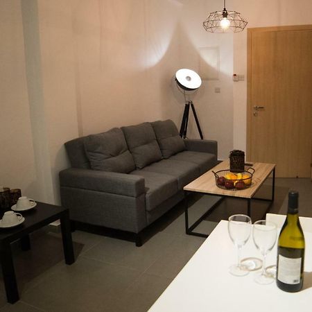Mcplaces Holiday Apartments Paphos Buitenkant foto