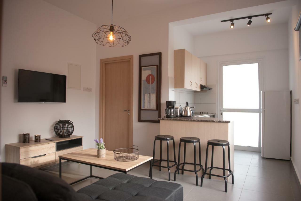 Mcplaces Holiday Apartments Paphos Buitenkant foto